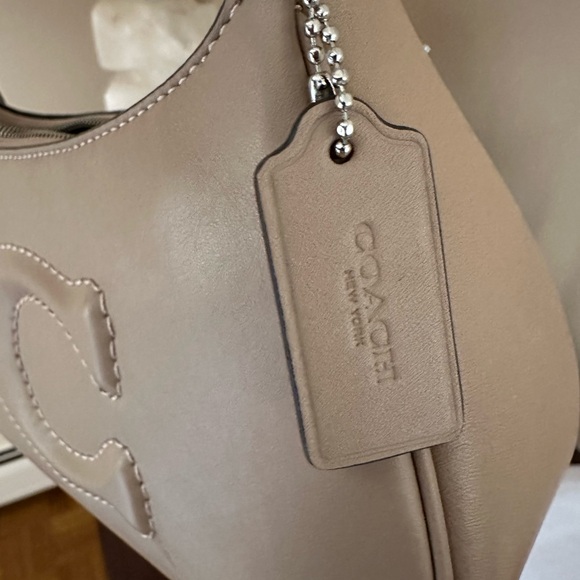 NWT Coach Teri Shoulder Bag in Taupe with silver hardware - Picture 16 of 17